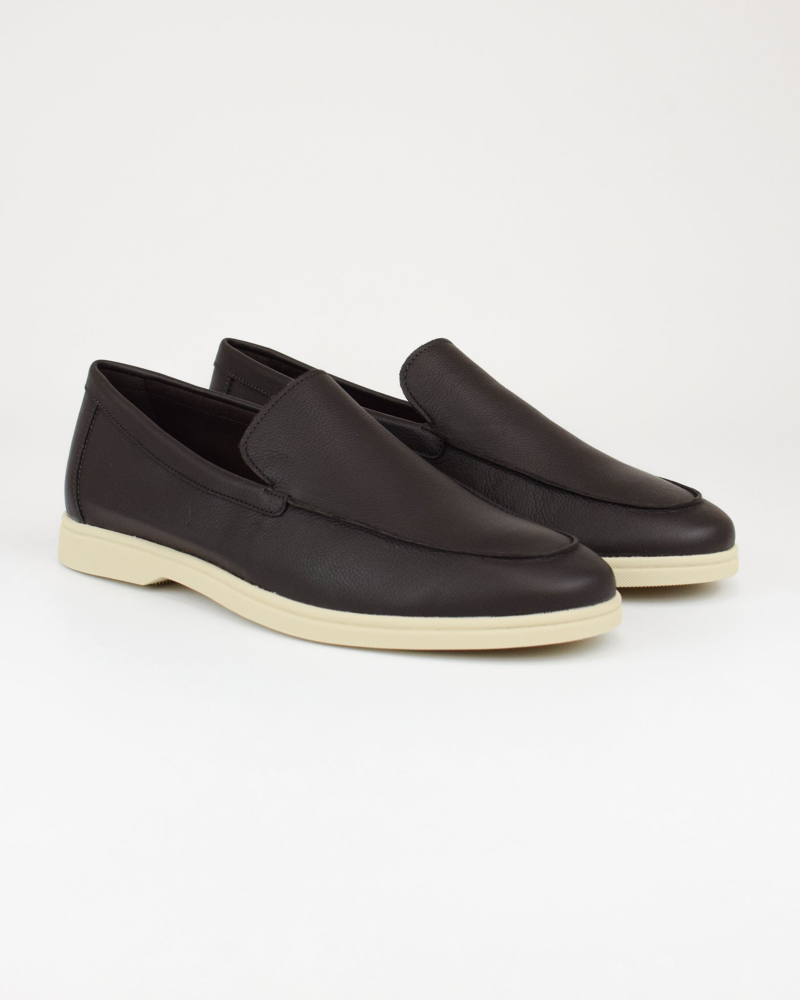 Slip on in pelle