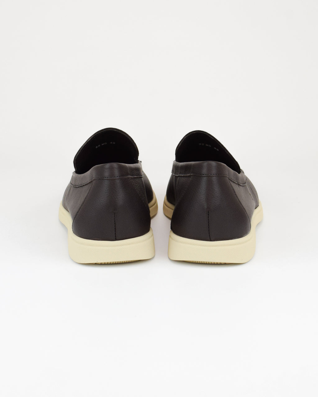 Slip on in pelle