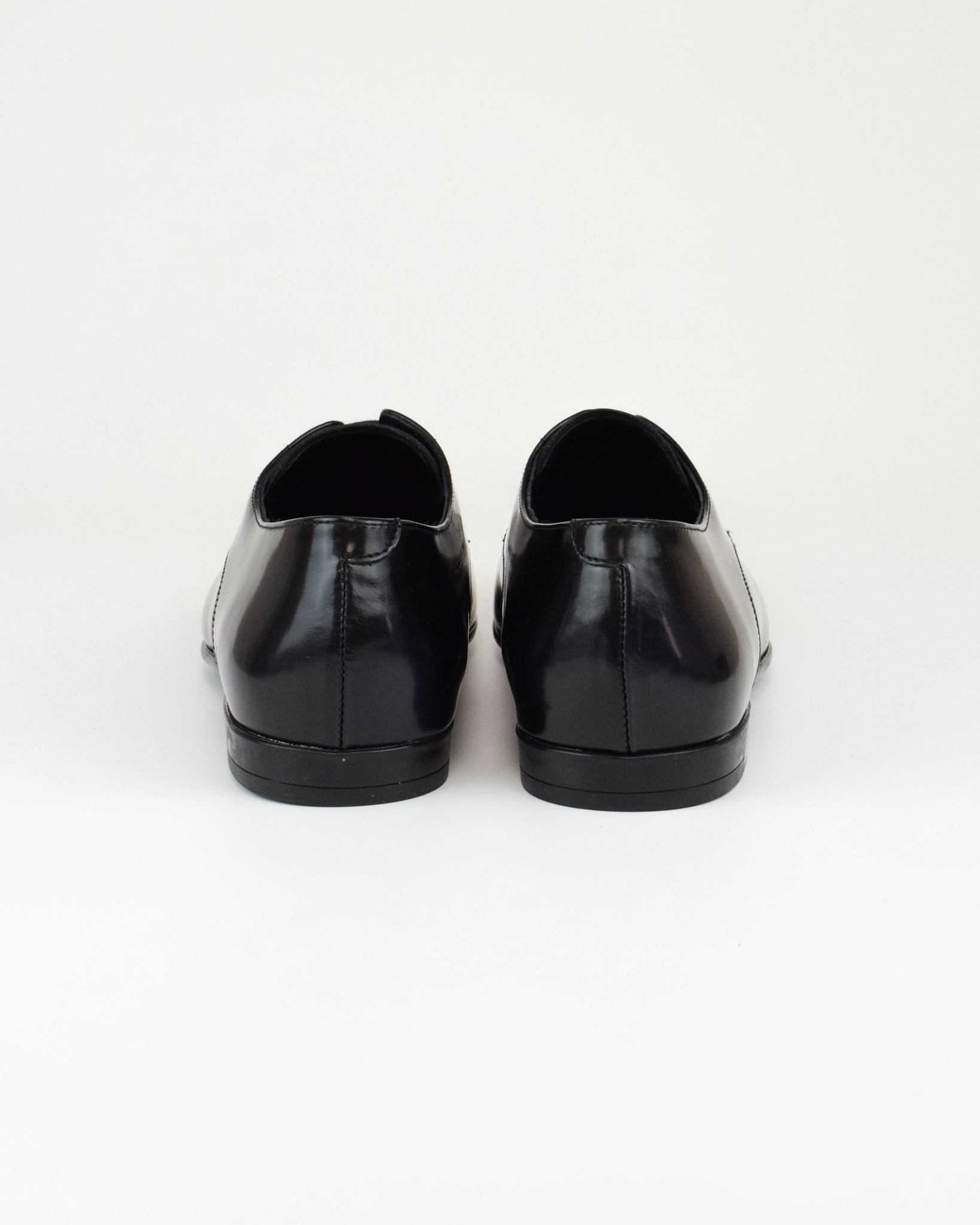 Derbie eleganti in pelle lucida