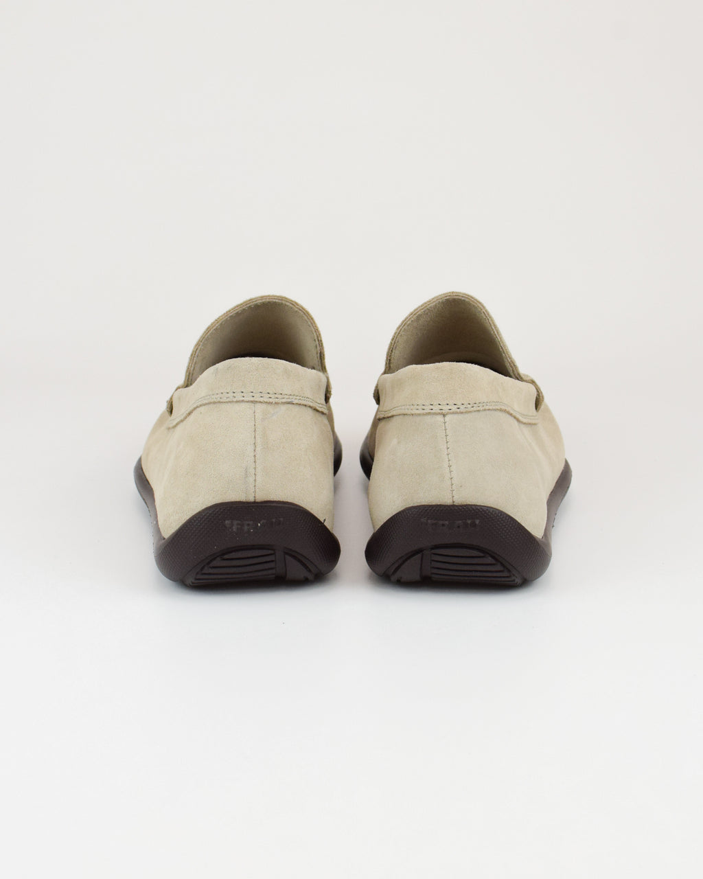 Slip on comfort tech in camoscio
