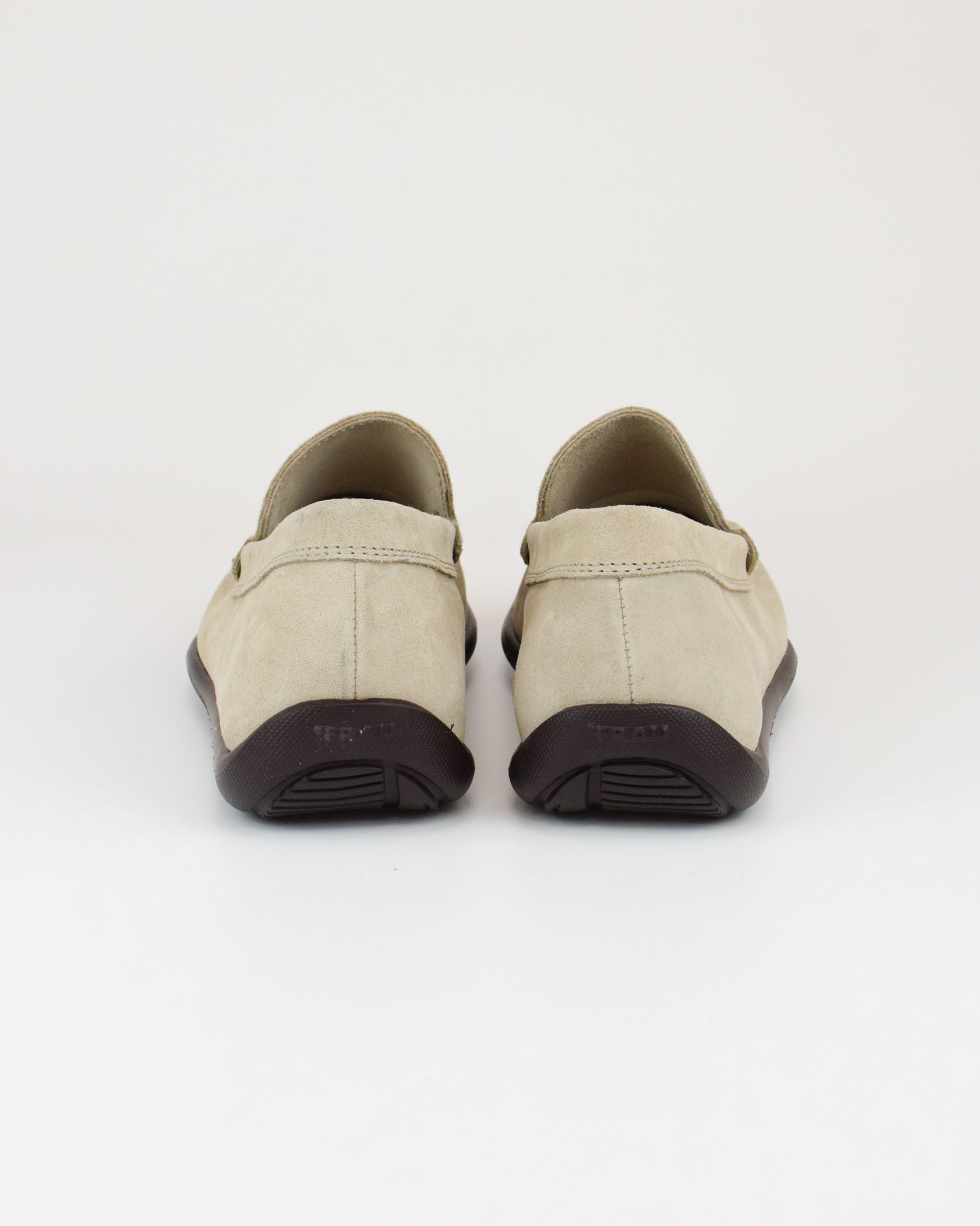 Slip on comfort tech in camoscio