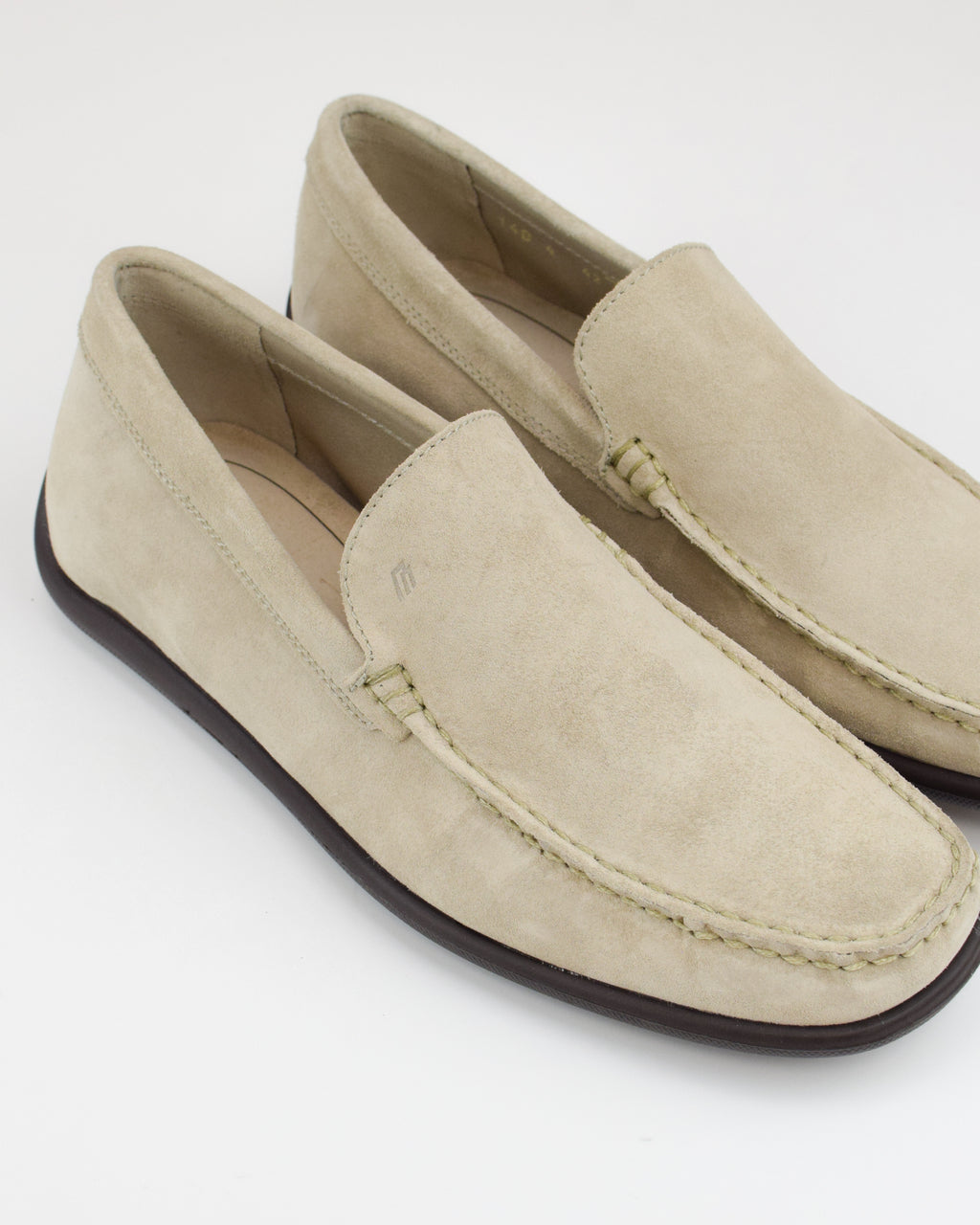 Slip on comfort tech in camoscio