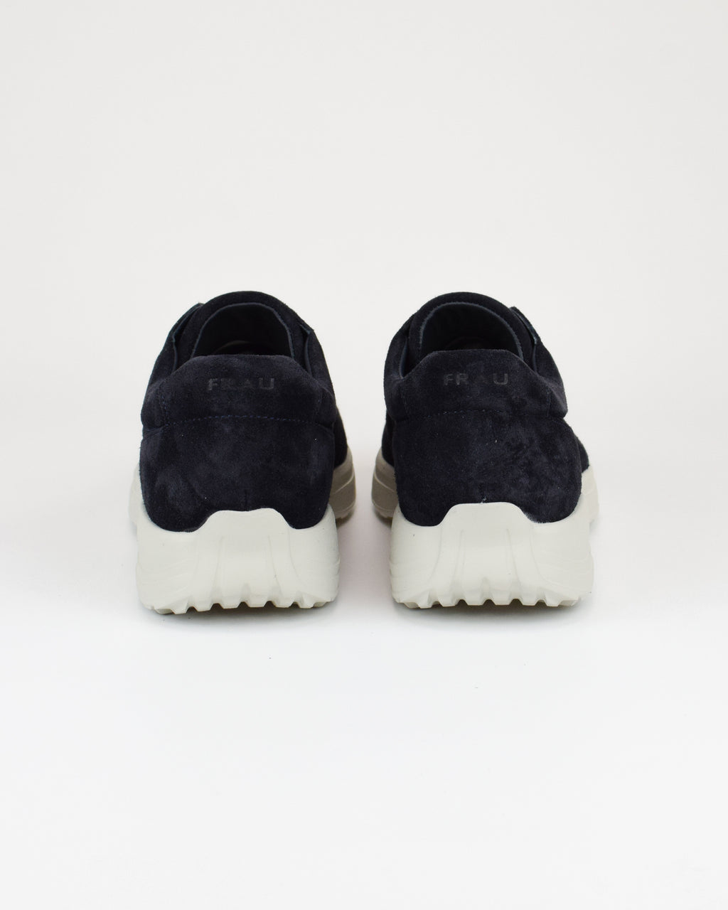 Sneaker in camoscio extalight