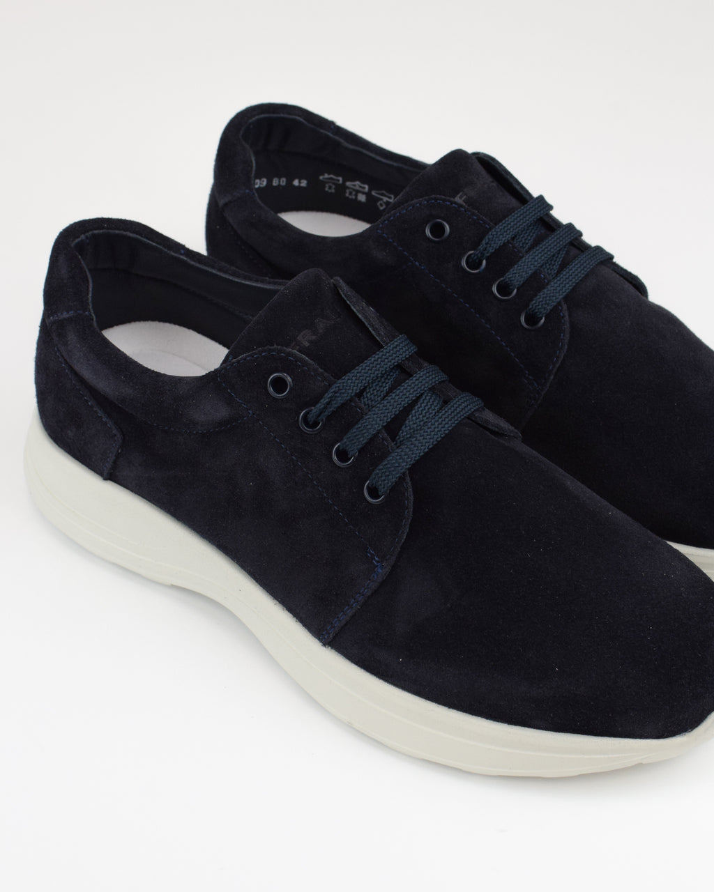 Sneaker in camoscio extalight