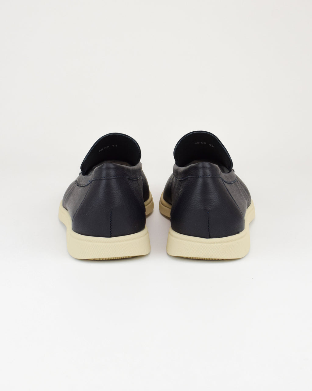 Slip on in pelle