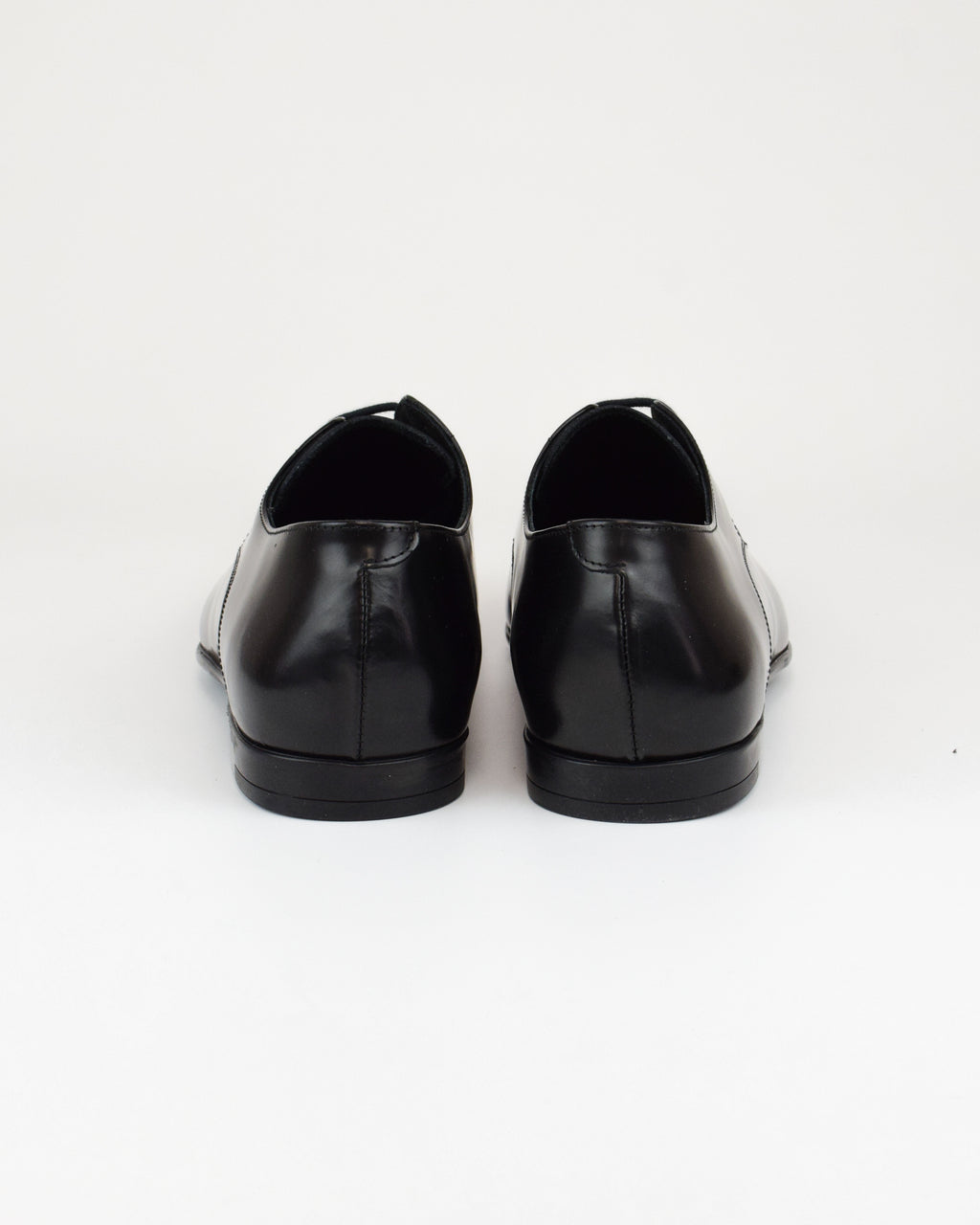 Derbie eleganti in pelle lucida