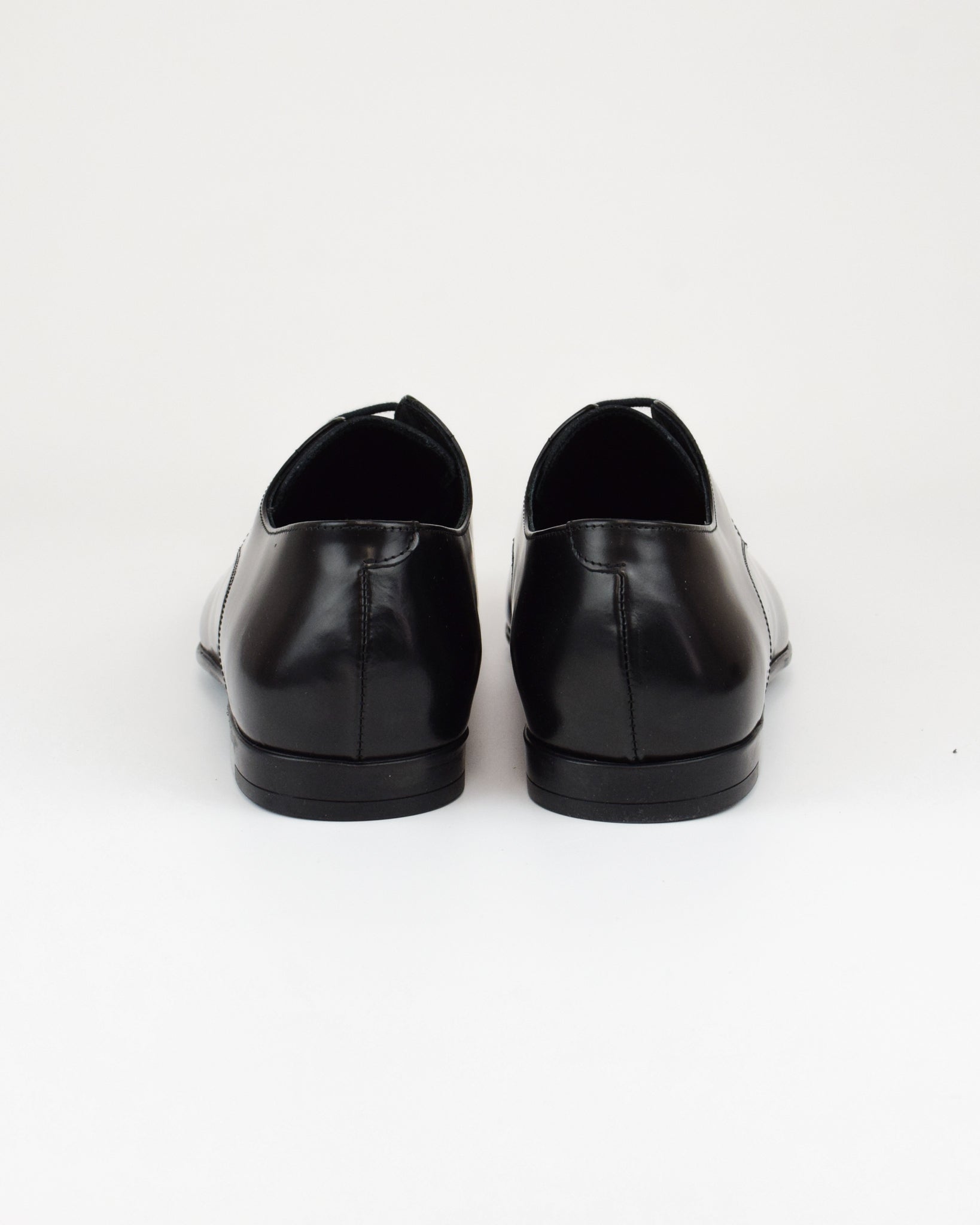 Derbie eleganti in pelle lucida