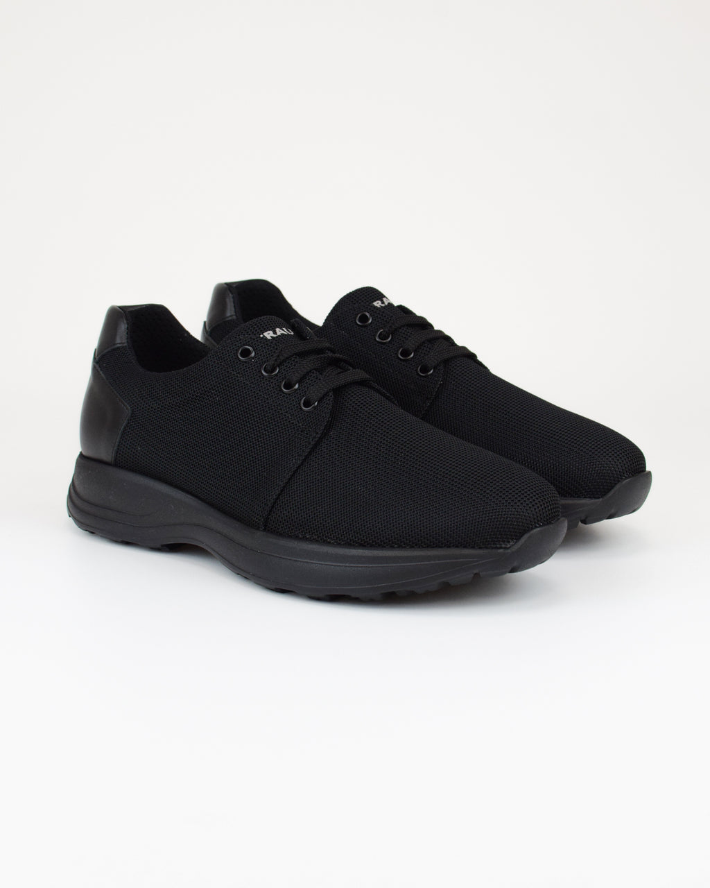 Sneaker in tessuto extralight
