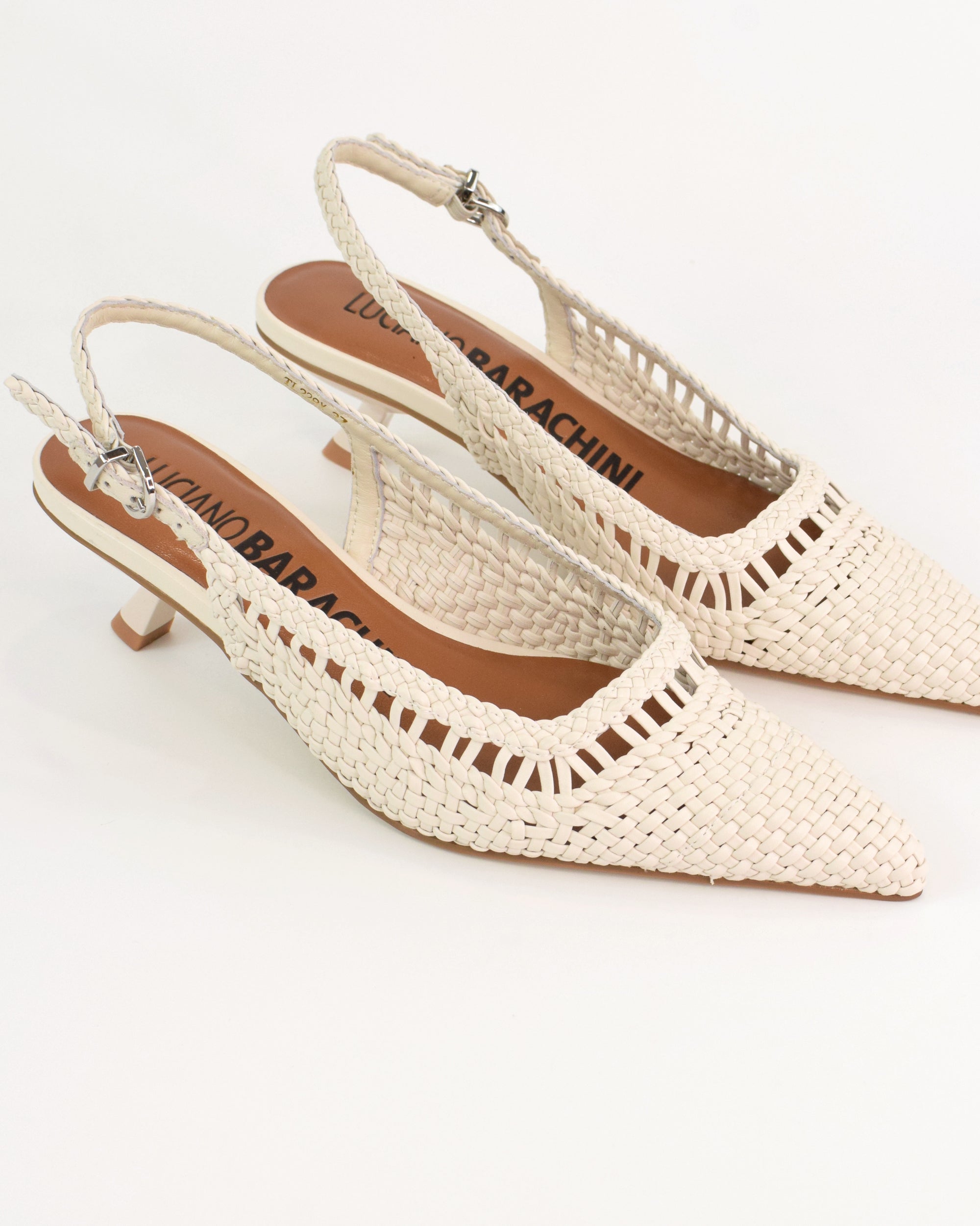Slingback intrecciata con tacco sottile
