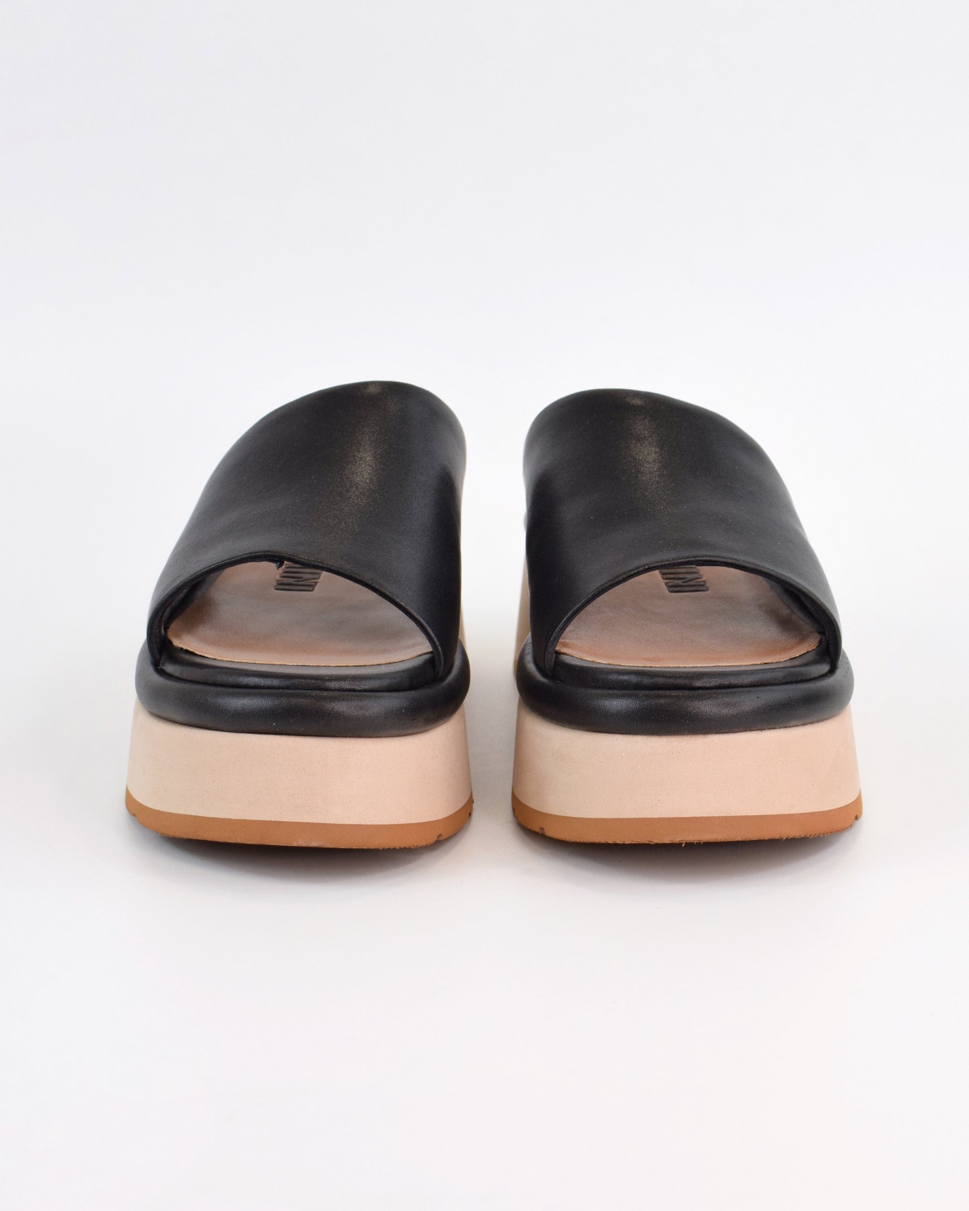 Ciabatta platform in pelle con suola bicolore