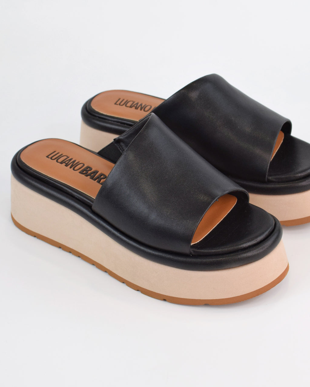 Ciabatta platform in pelle con suola bicolore