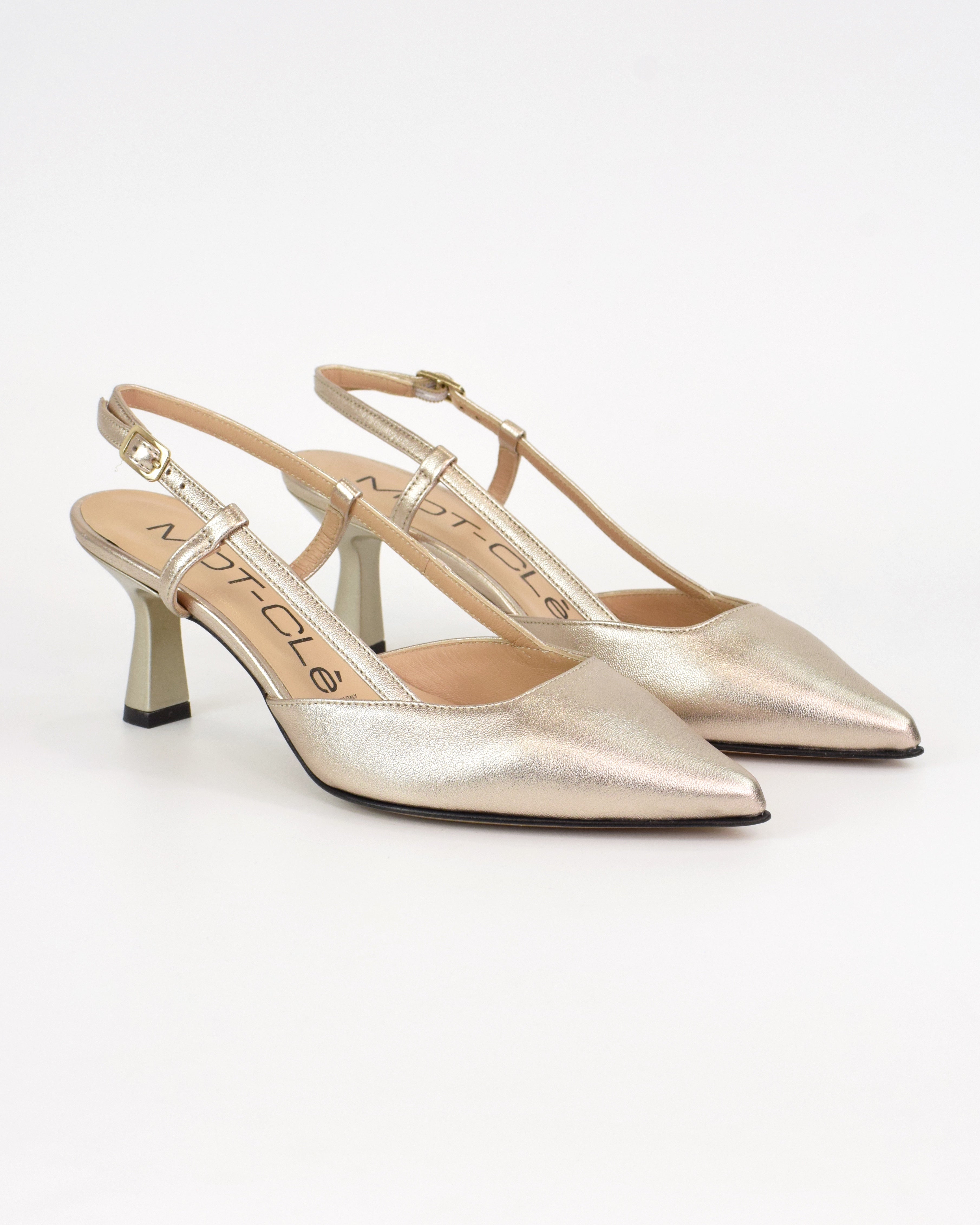 Slingback in pelle laminata