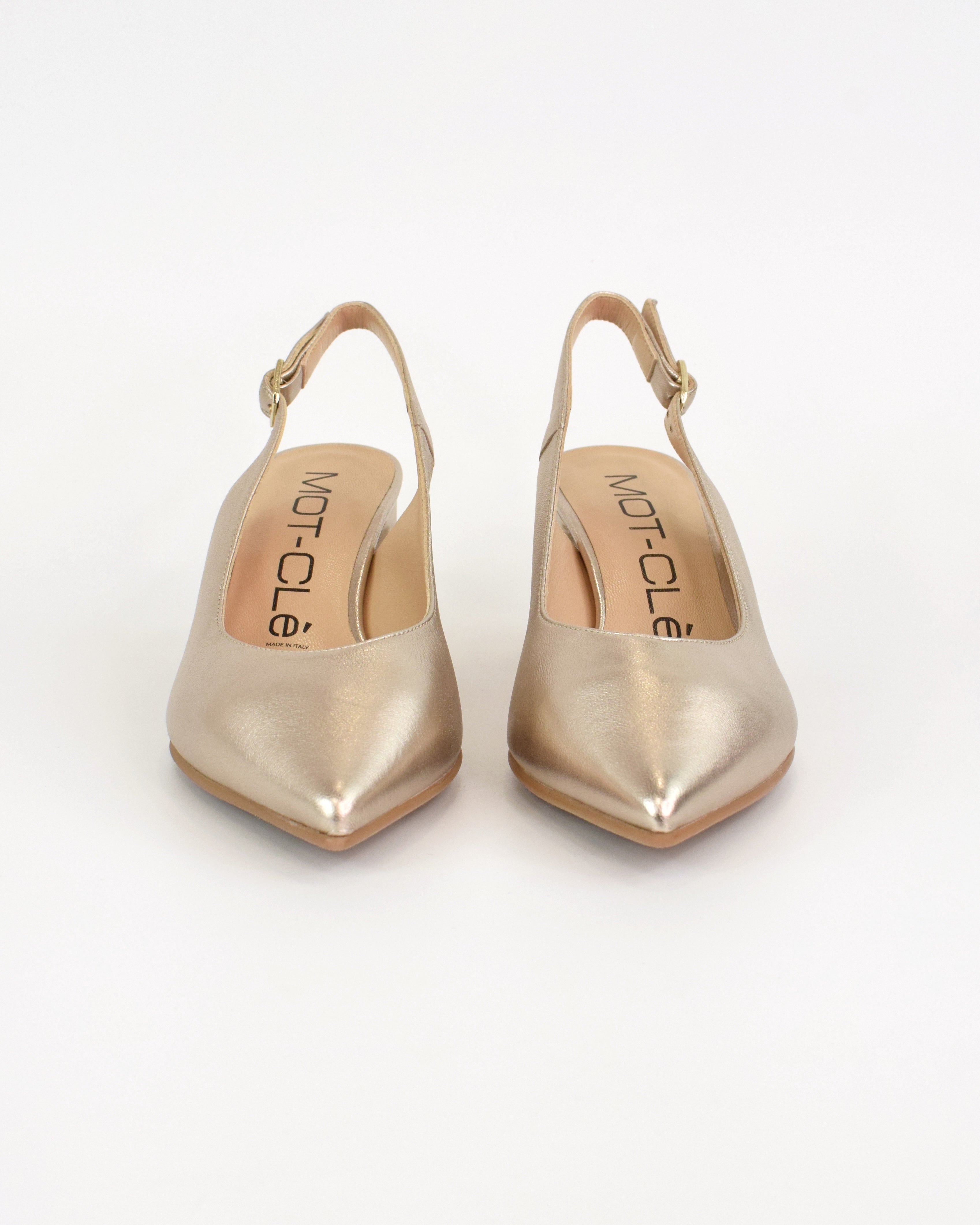 Slingback in pelle laminata