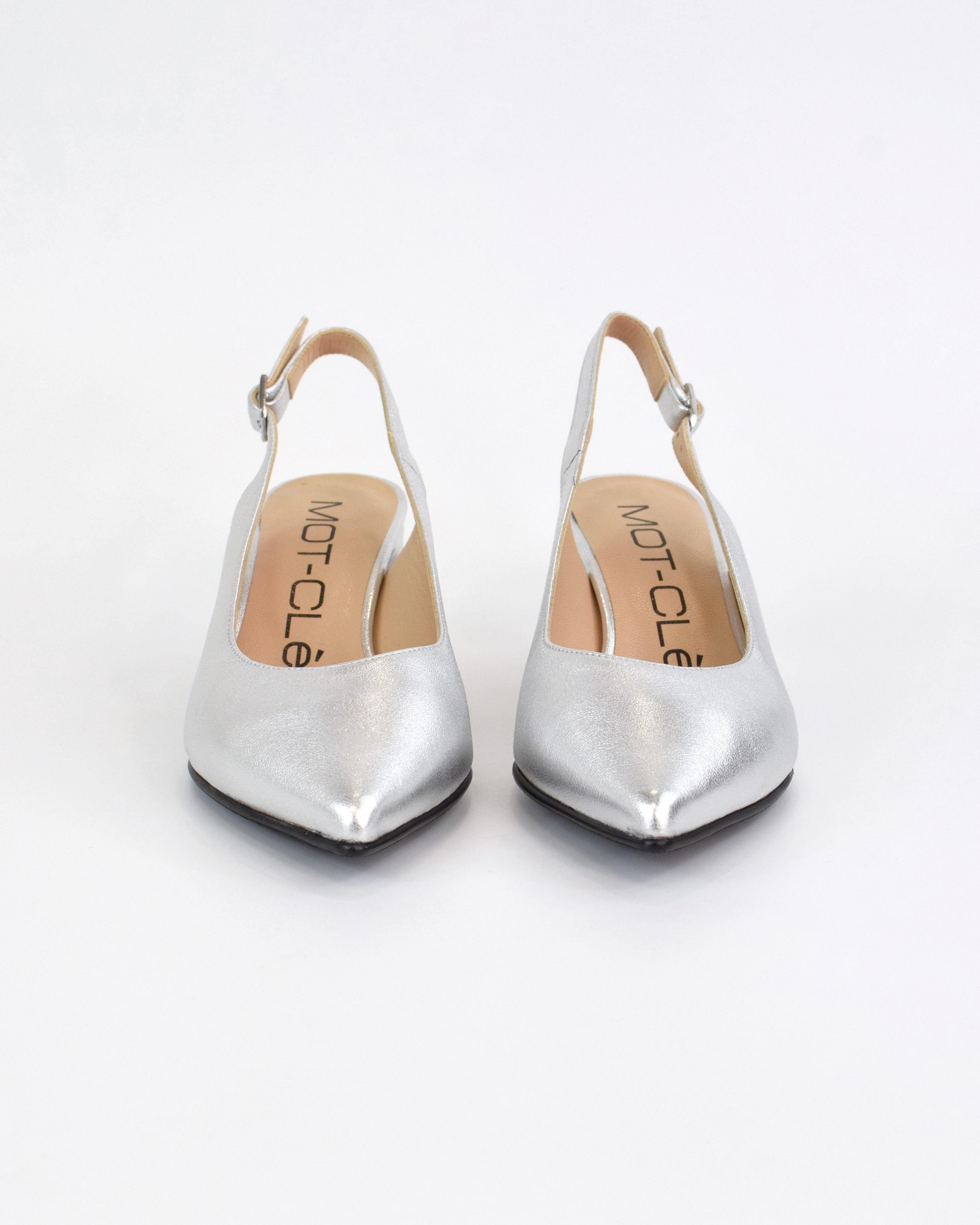 Slingback in pelle laminata