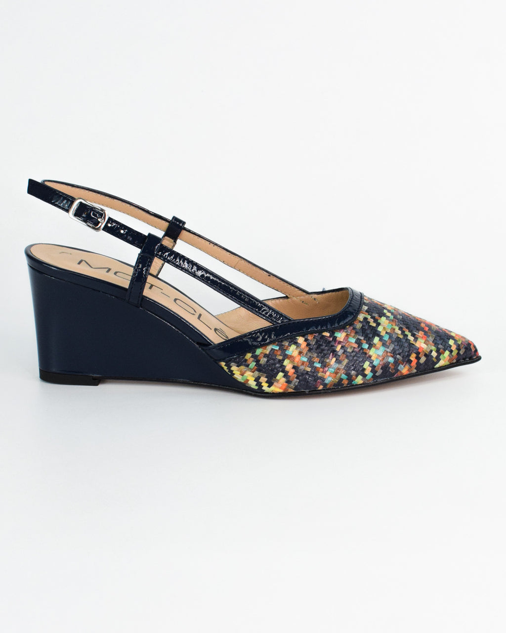 Slingback con zeppa e intreccio in rafia