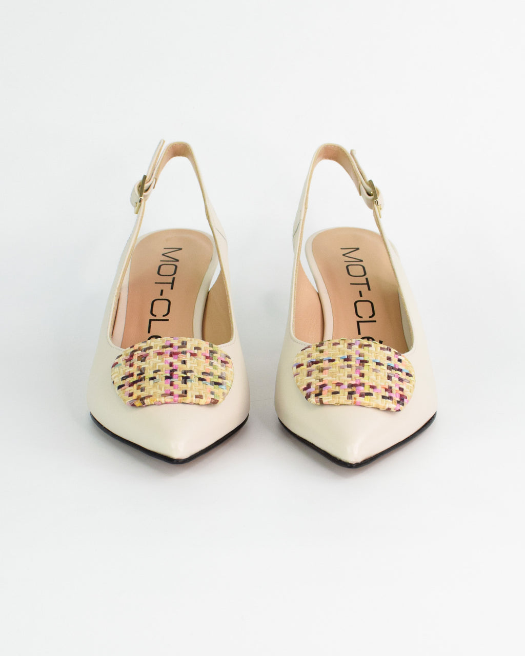 Slingback con zeppa e dettaglio in rafia