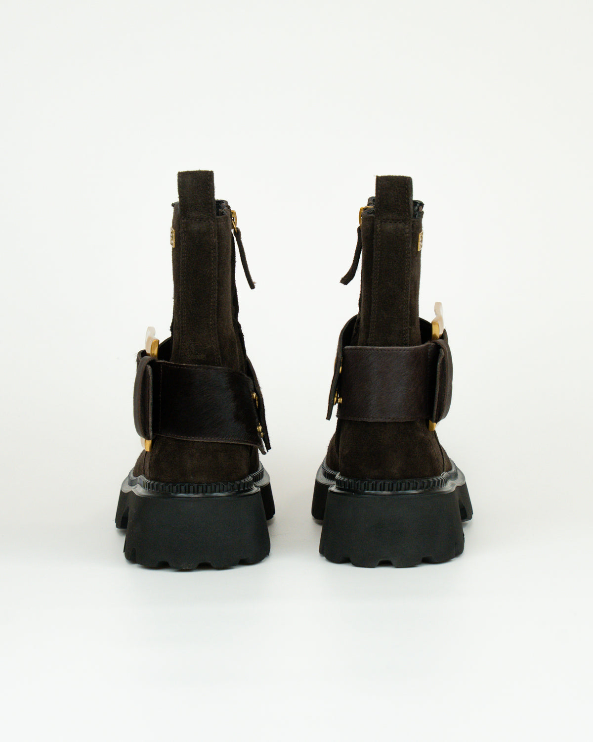 Stivaletto in pelle e suede con fibbia