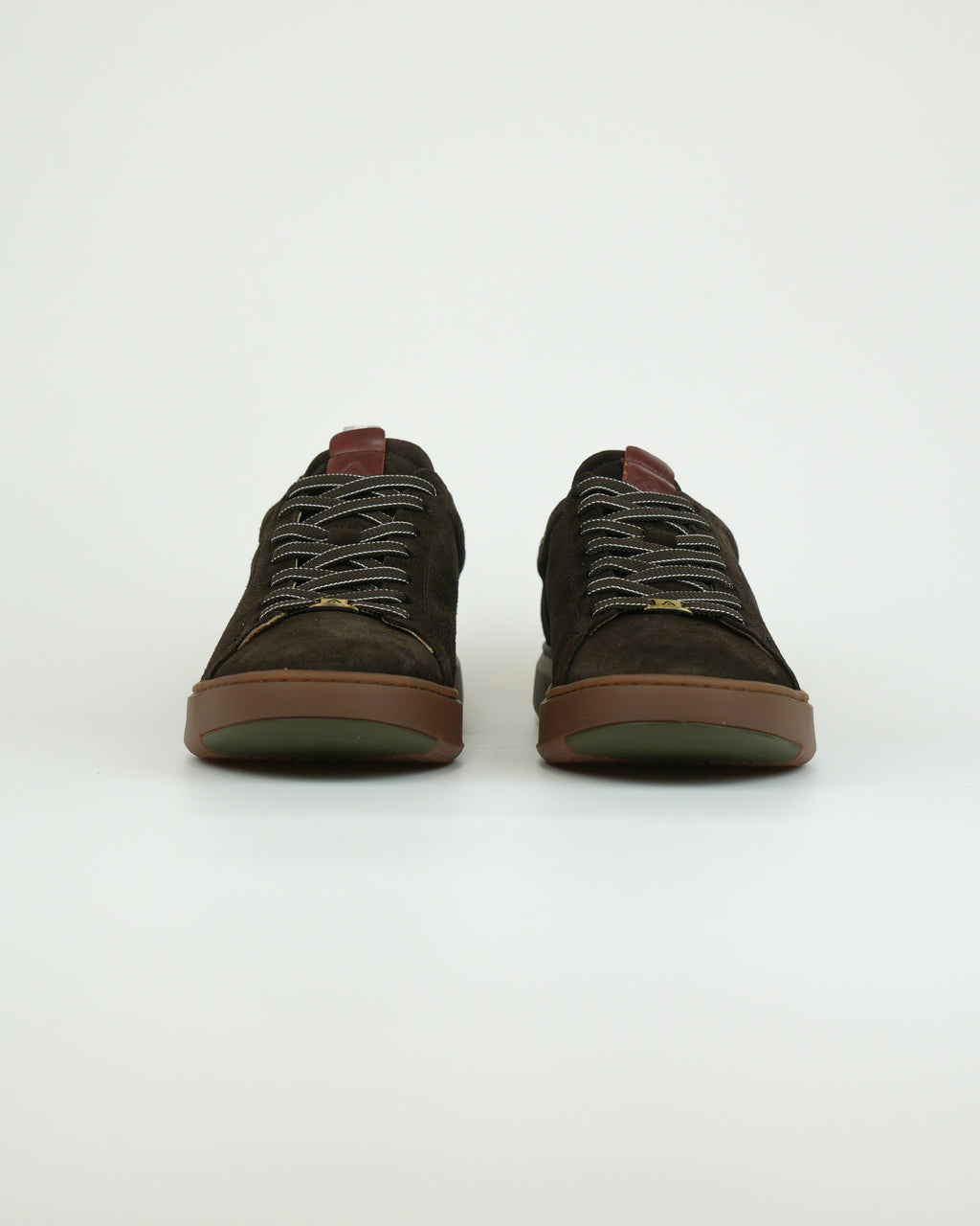 Sneaker Aktif