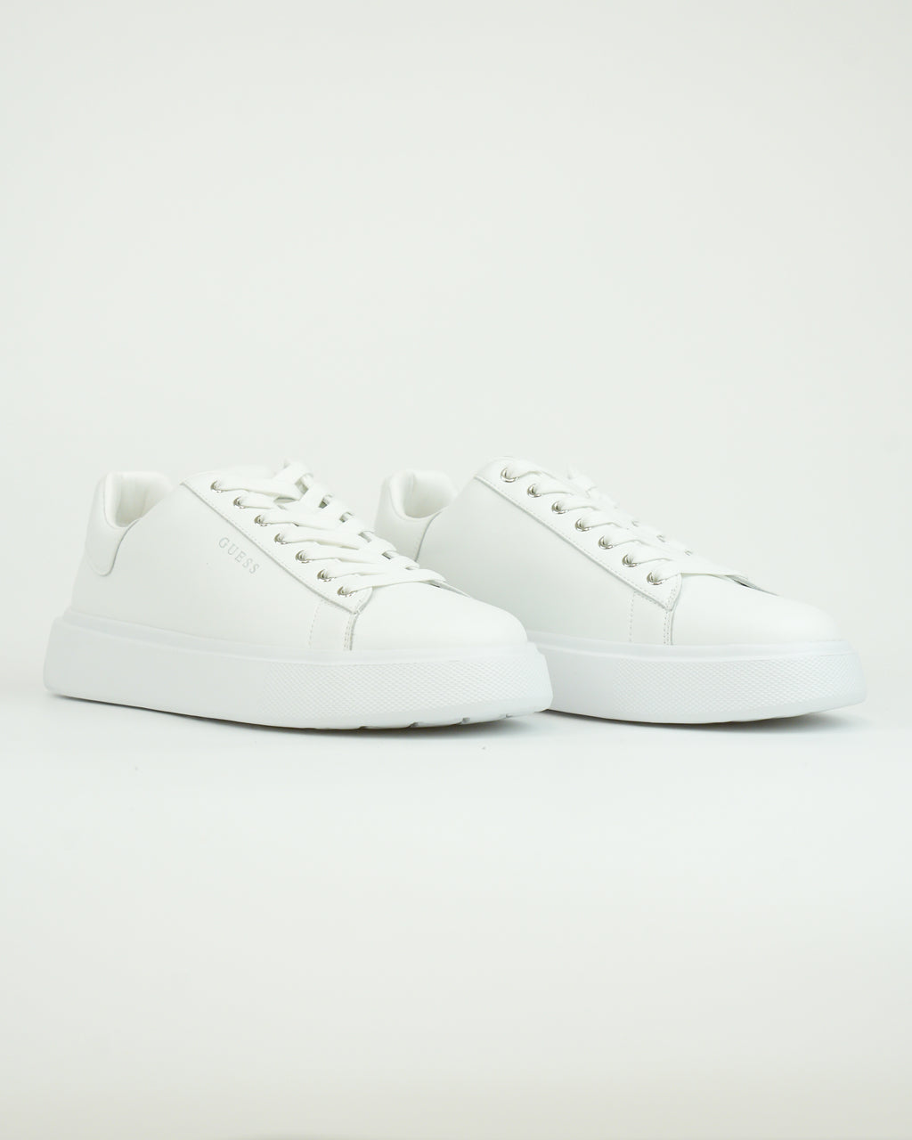 Sneaker Pravi