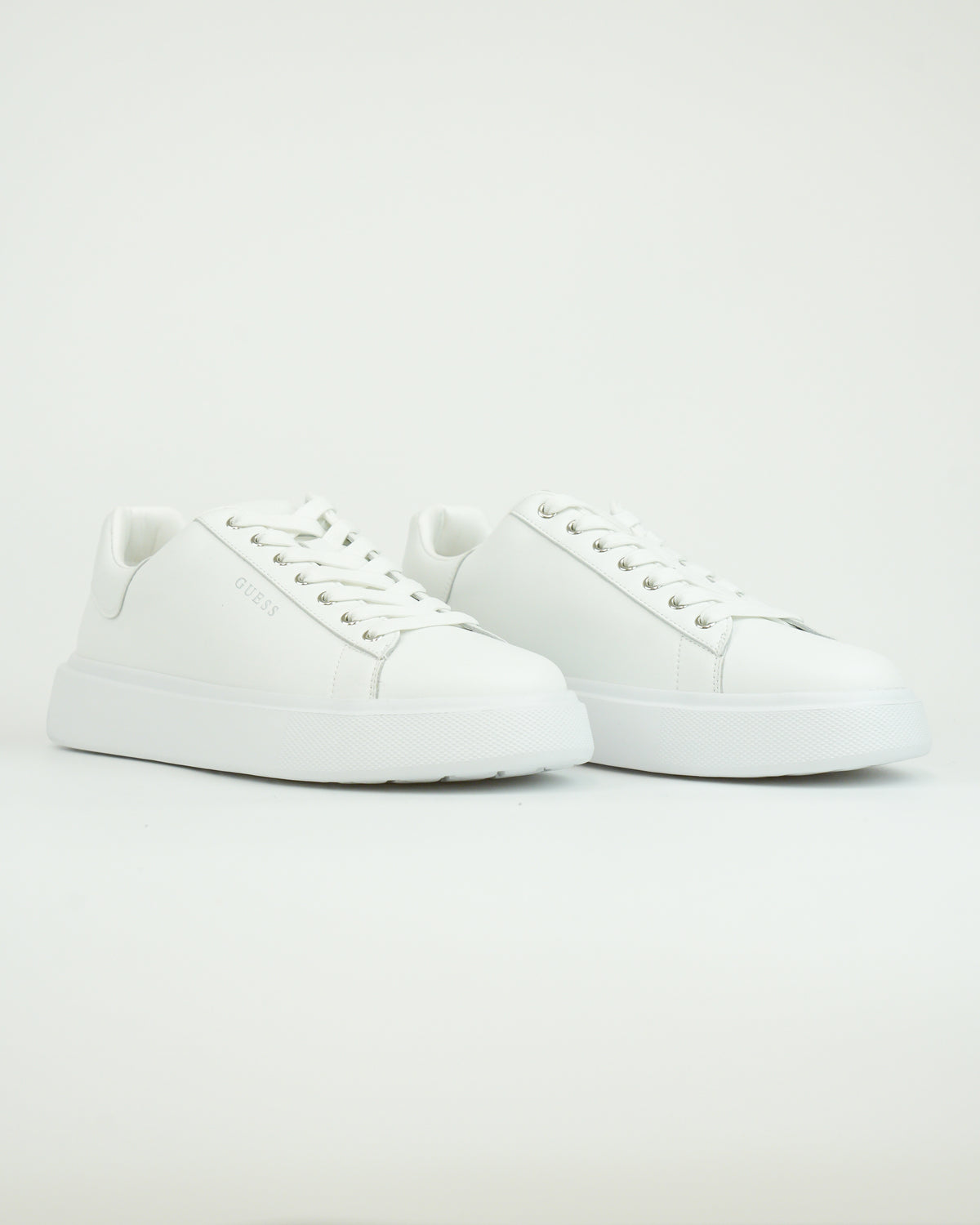 Sneaker Pravi