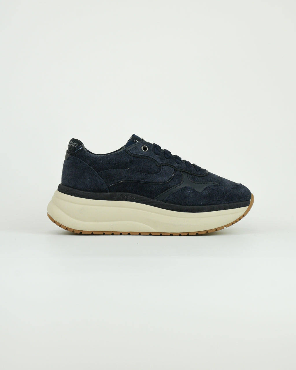 Sneaker in camoscio