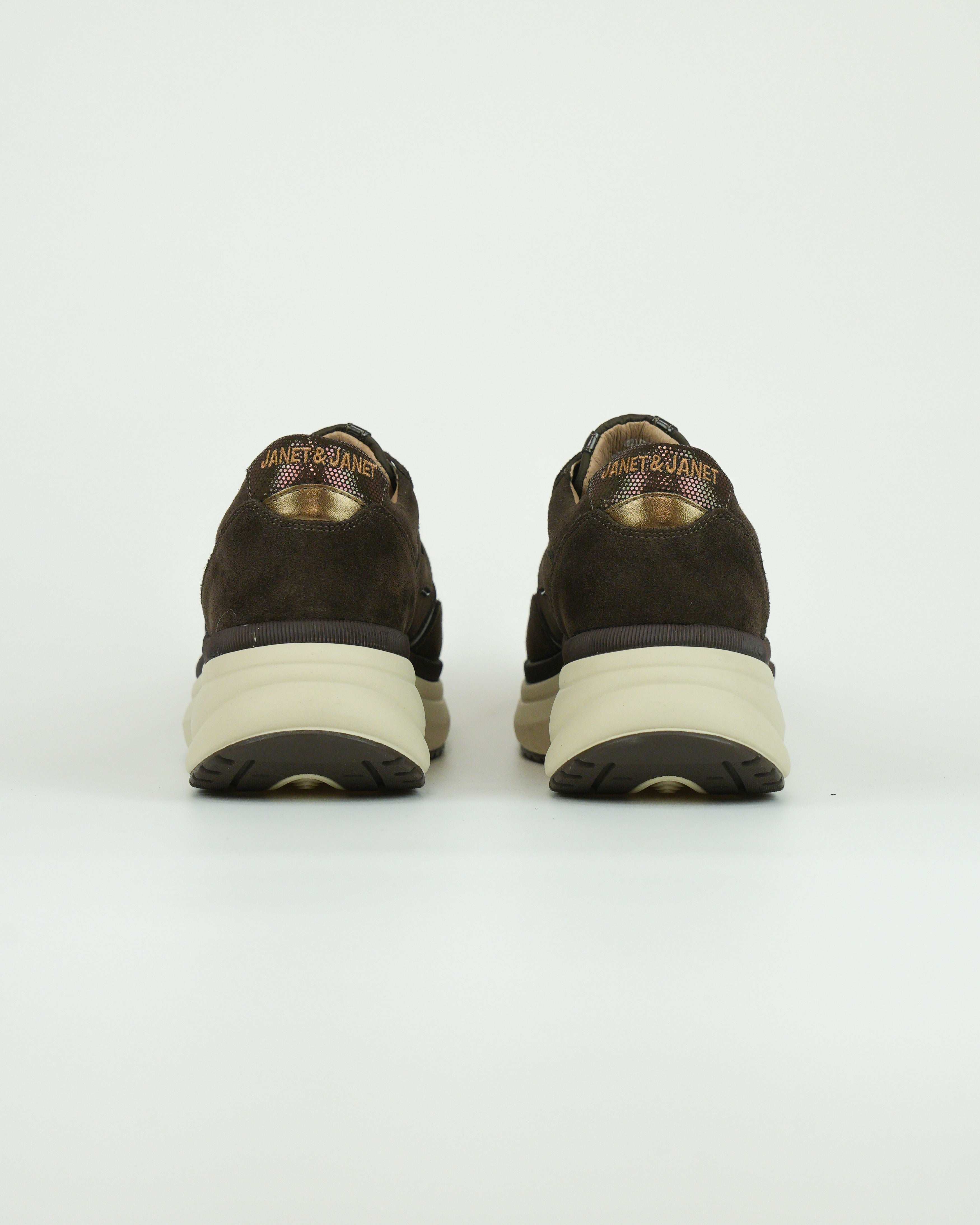 Sneaker in camoscio