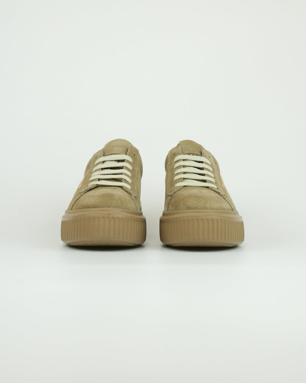 Sneaker in camoscio