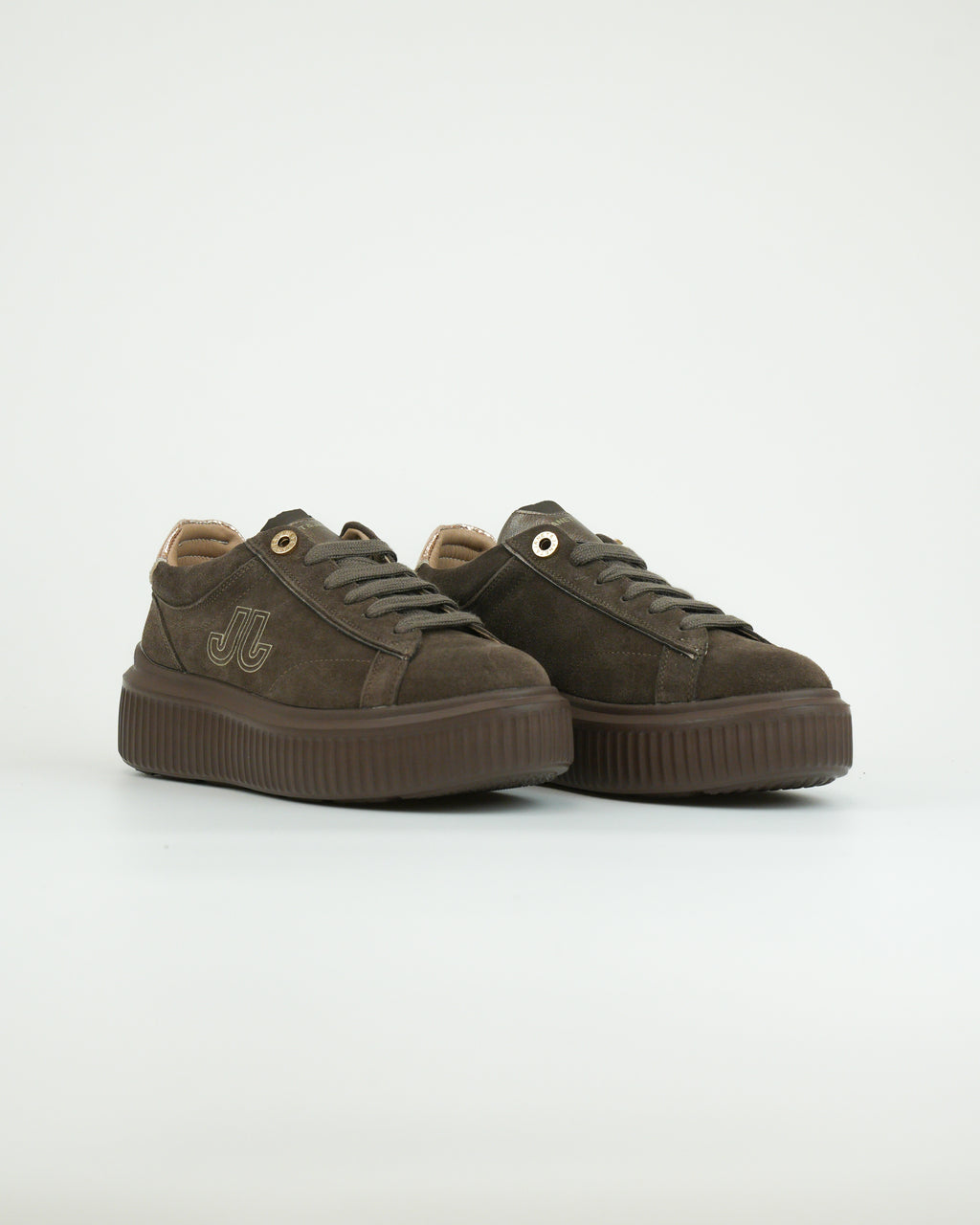 Sneaker in camoscio