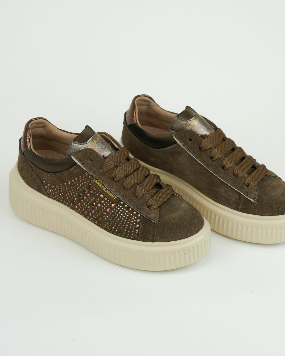 Sneaker in camoscio e strass