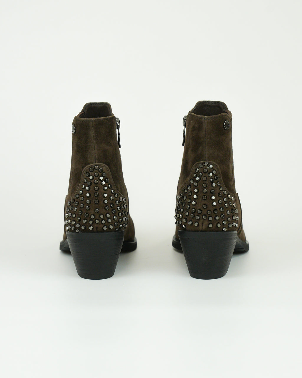 Stivaletto western in camoscio con borchie
