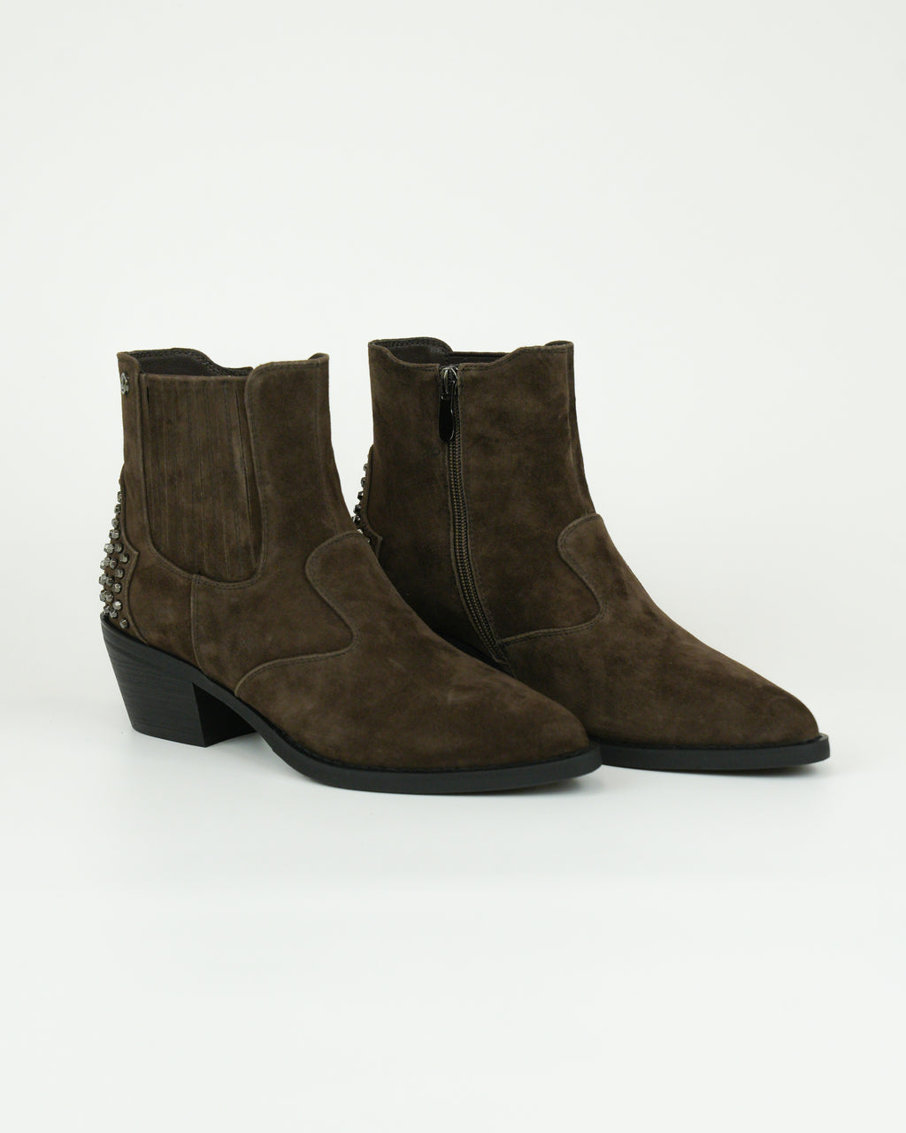 Stivaletto western in camoscio con borchie