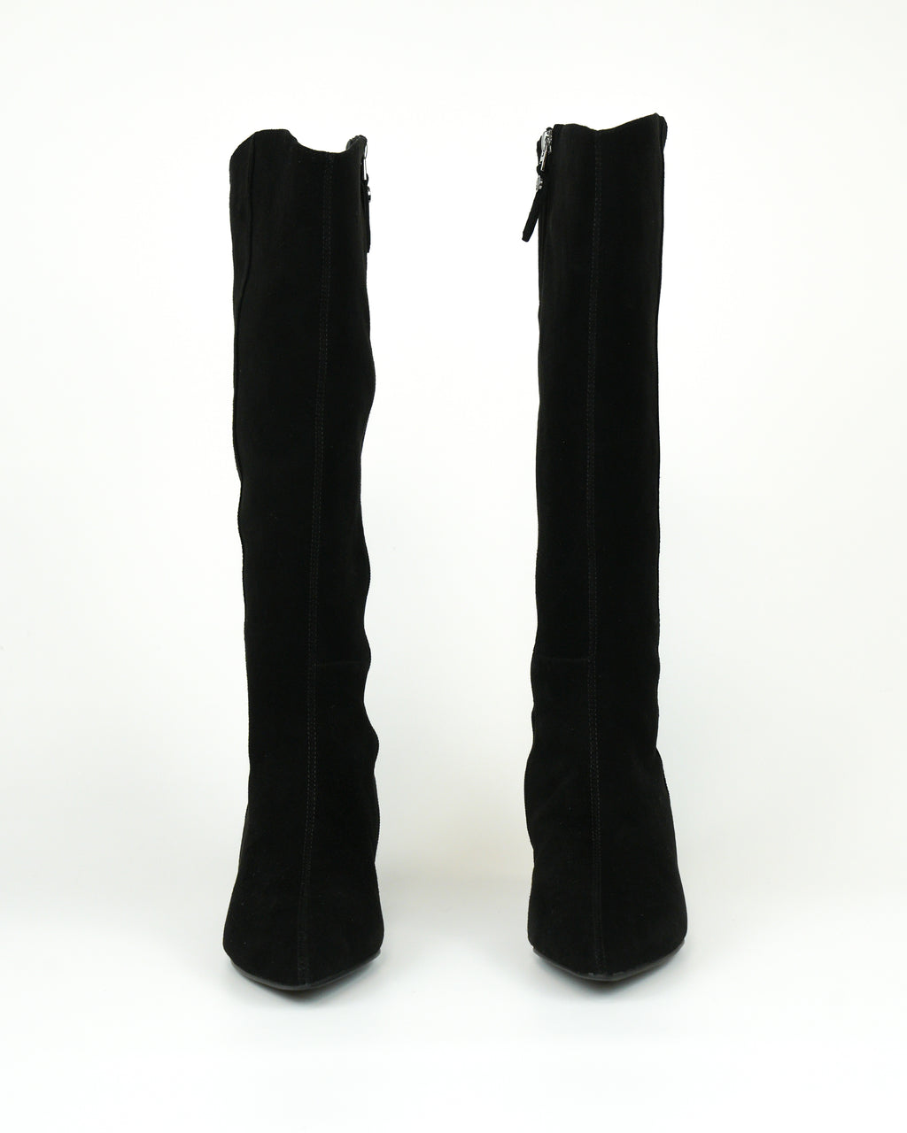 Stivale alto in camoscio con tacco kitten