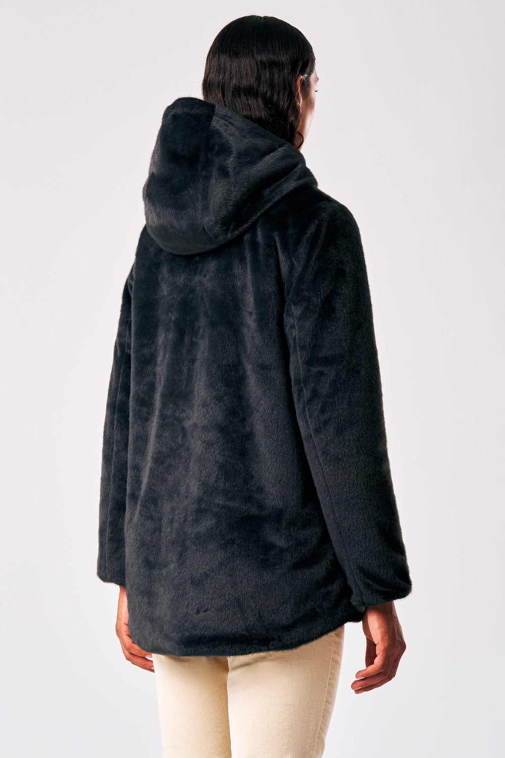 Cappotto reversibile in ecopelliccia Lucrezia