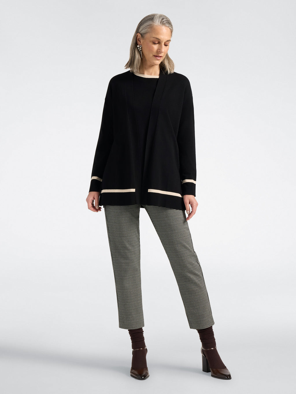 Cardigan in viscosa aperto