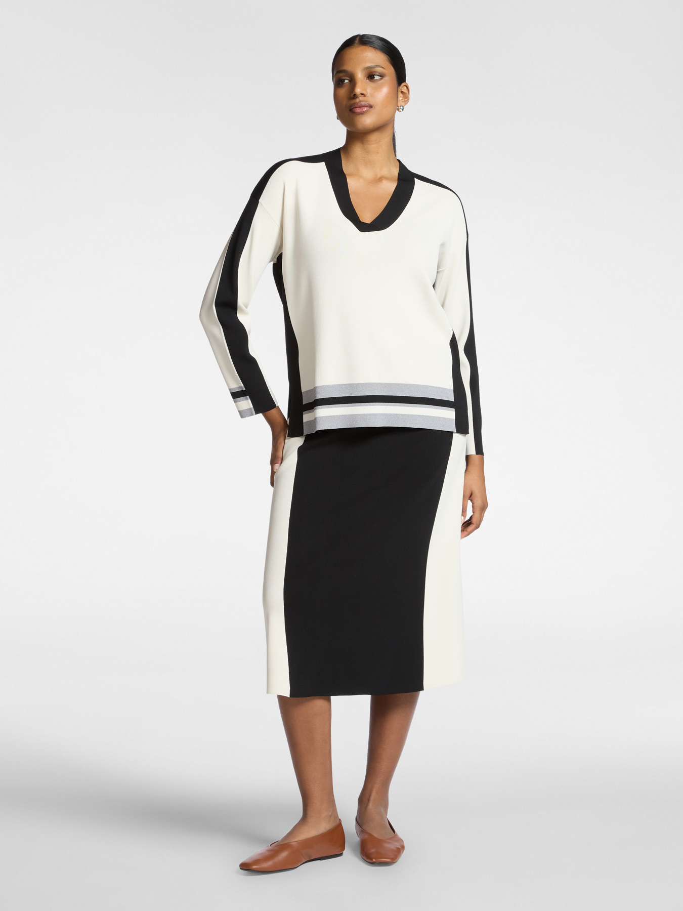 Maglia color block scollo a V