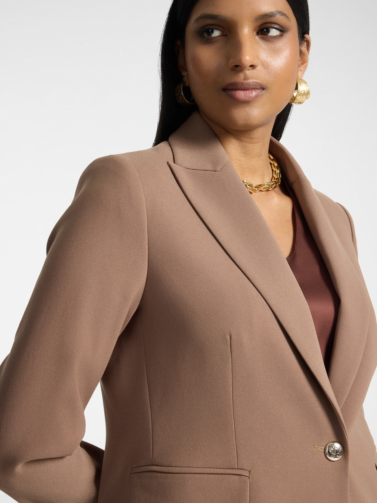 Blazer in crêpe con bottone Monogram