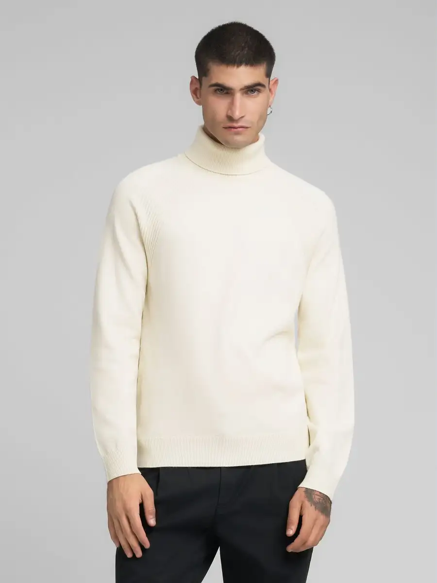 Pullover a collo alto