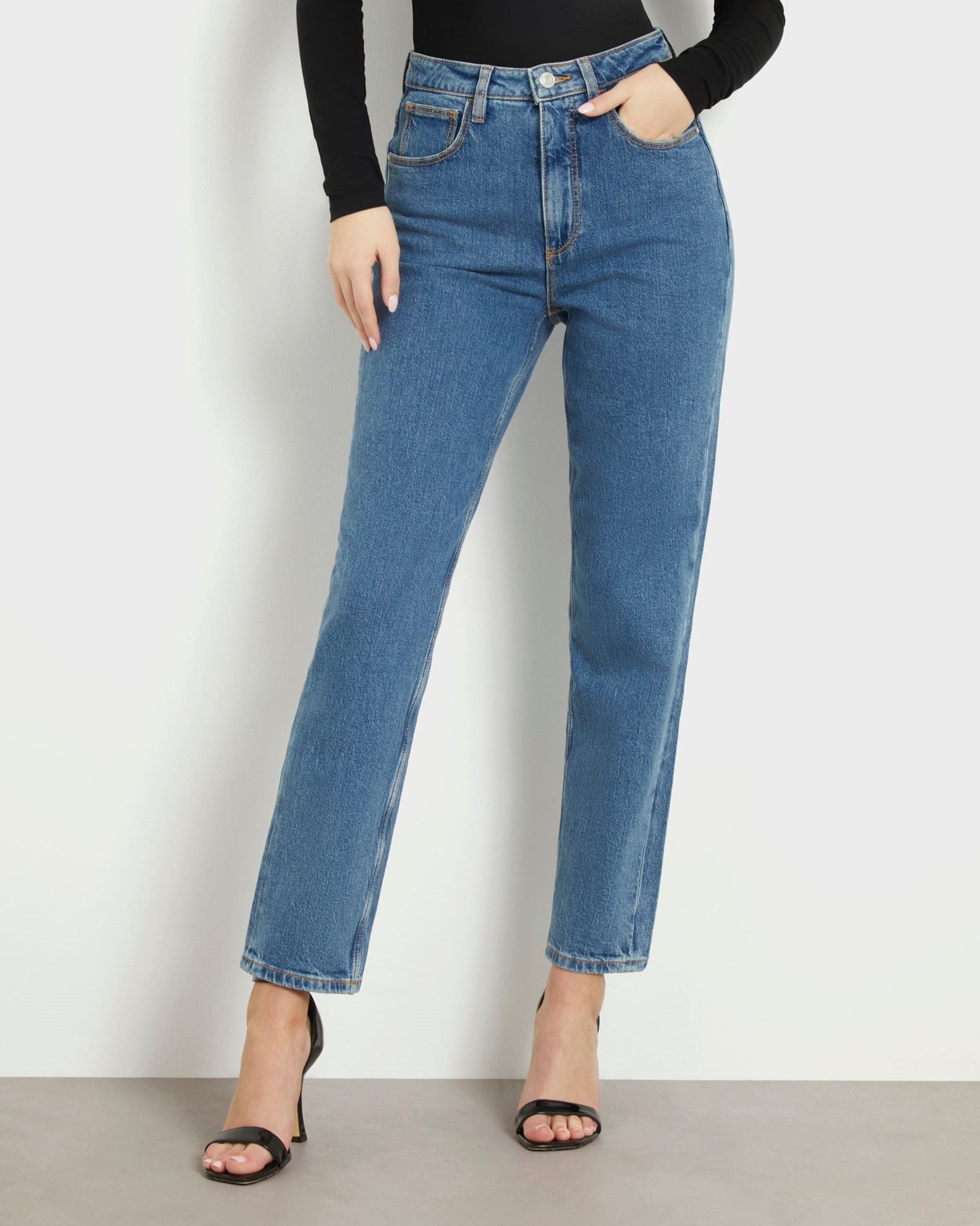 Jeans Mom