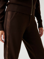 Joggers scuba banda logata