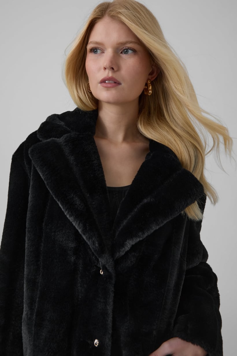 Cappotto in pelliccia sintetica