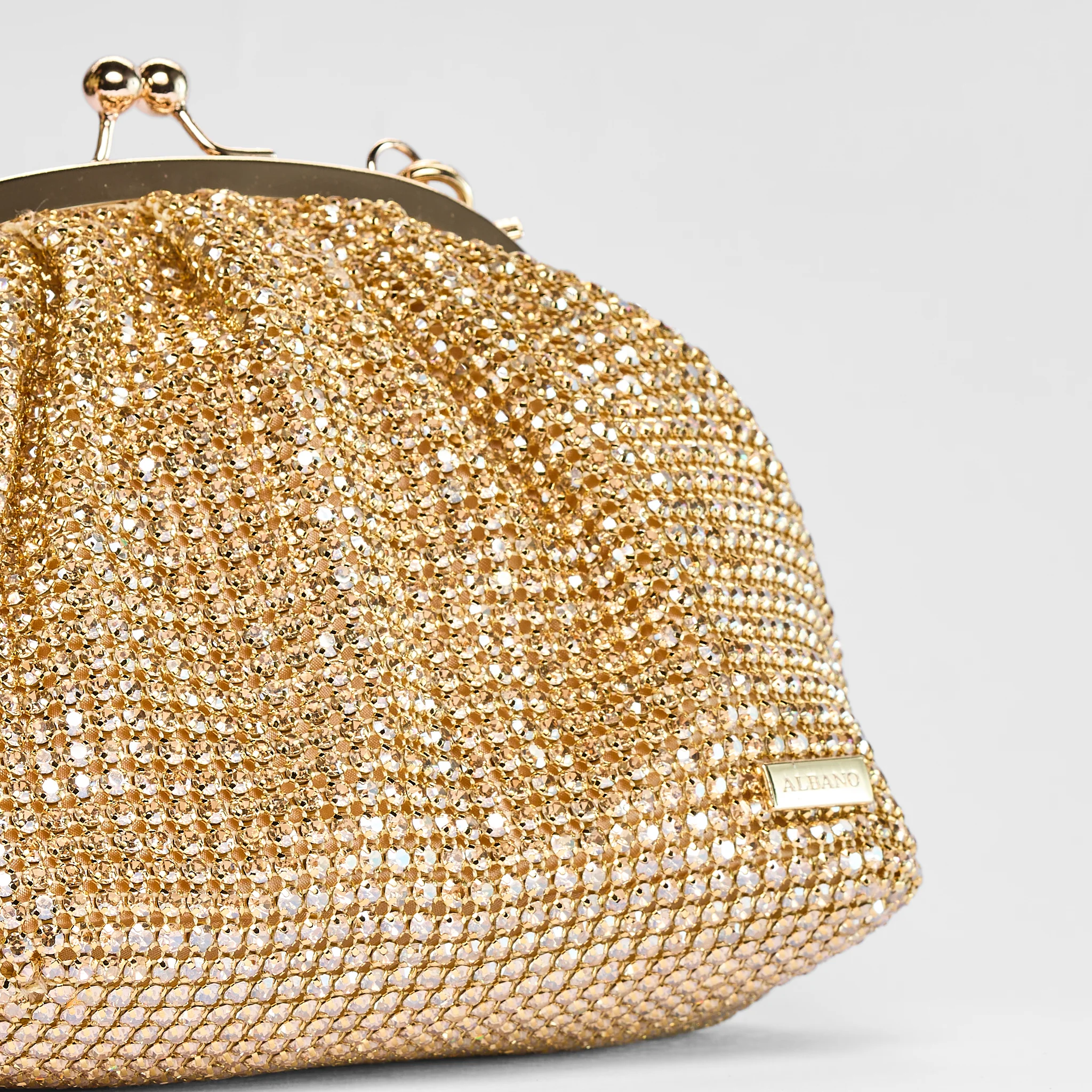 Pochette chiusura a scatto con sfere