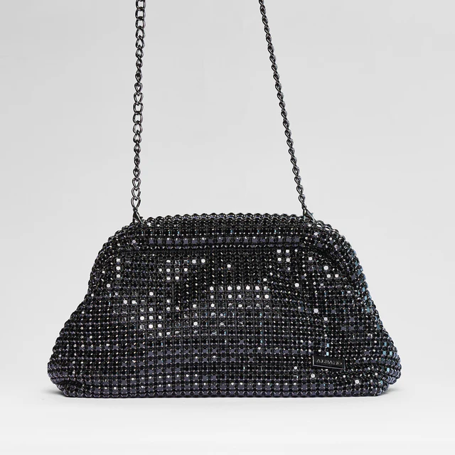 Pochette con chiusura a scatto