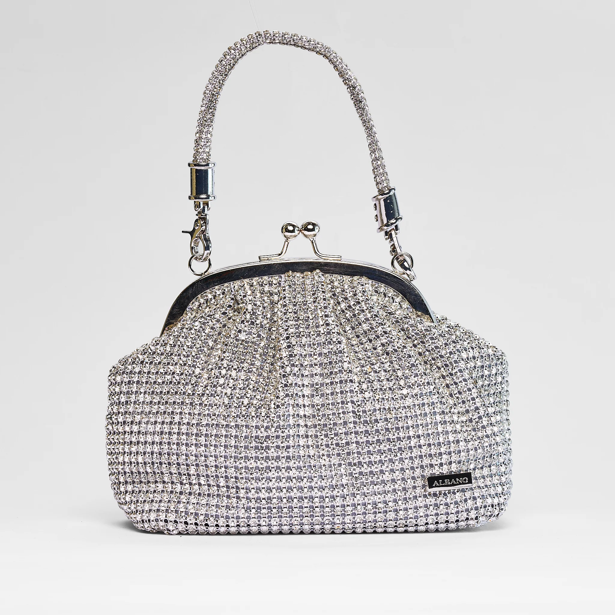 Pochette chiusura a scatto con sfere