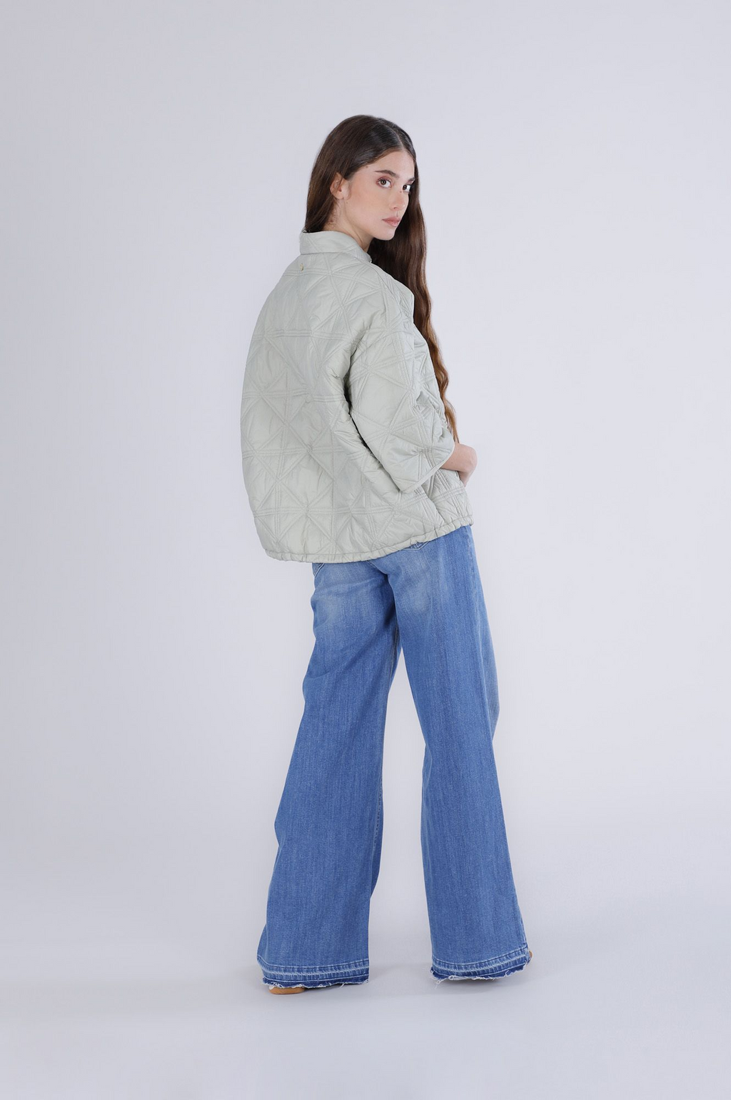 Piumino trapunta a rombi linea ad uovo