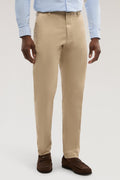 Pantalone chino Aviator 301 slim fit in gabardina