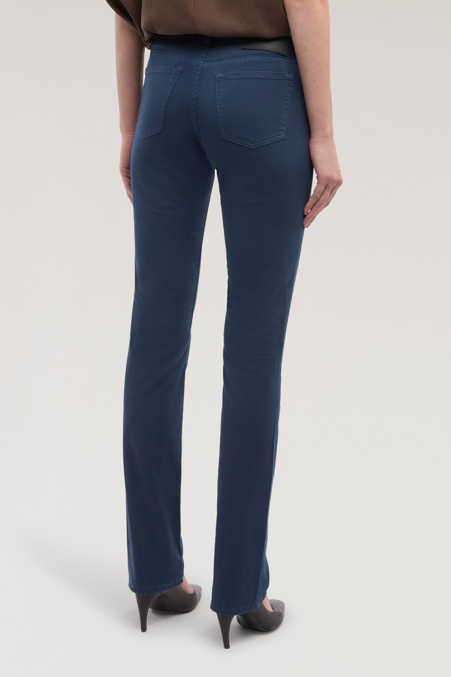 Pantalone 5 tasche Slim 130 in gabardina