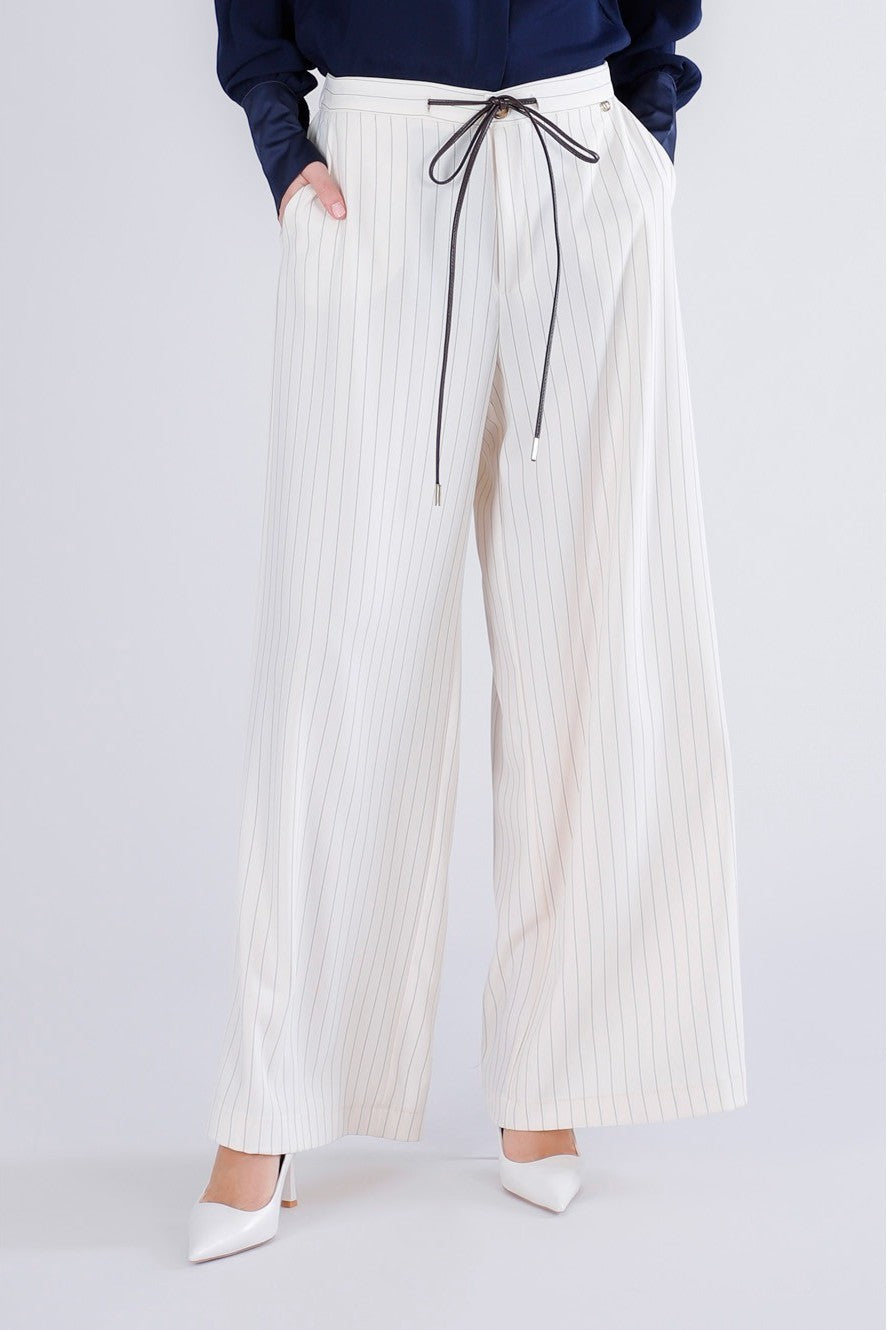 Pantalone gessato con cintura in vita