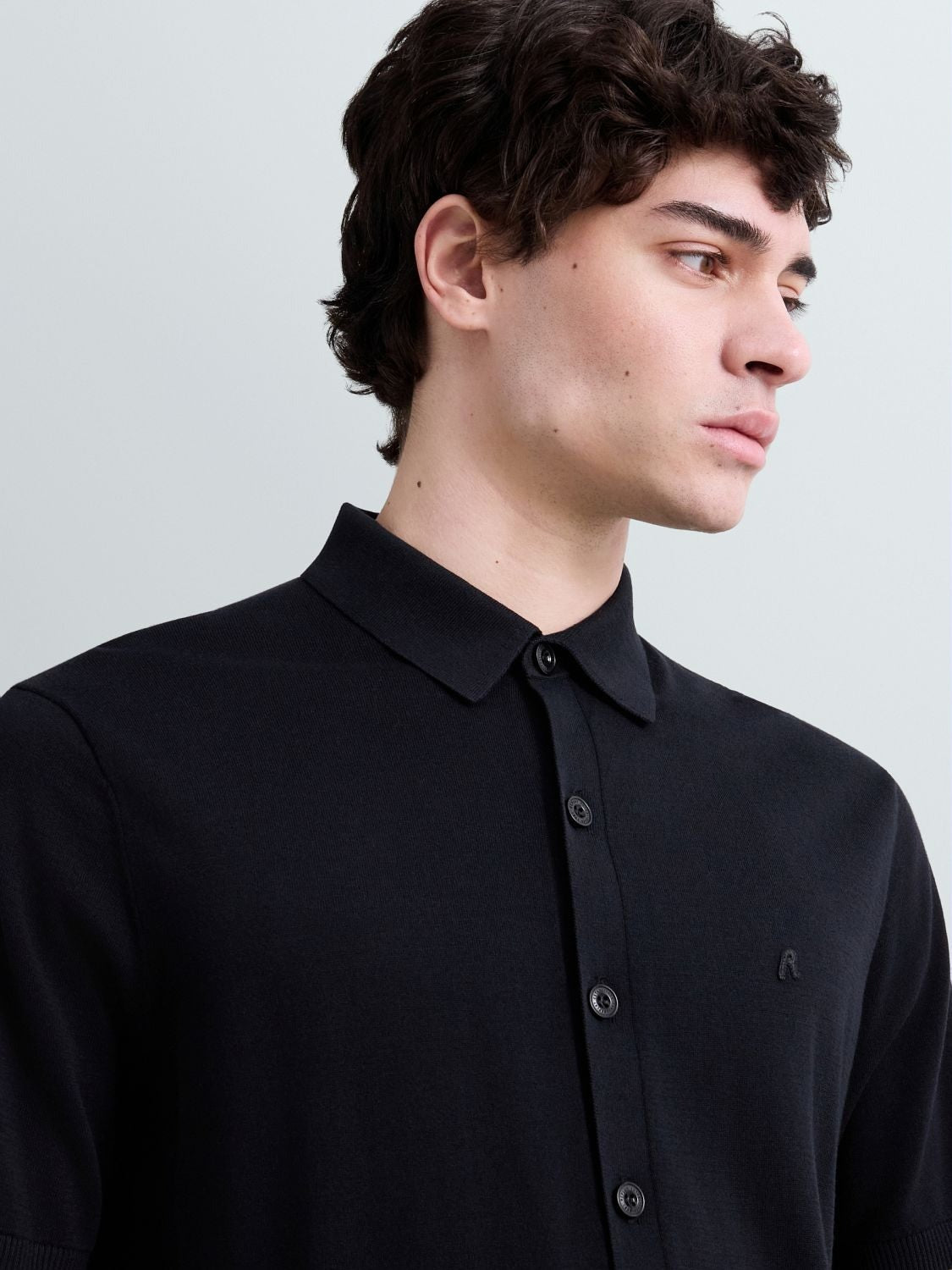Maglia stile camicia a maniche corte