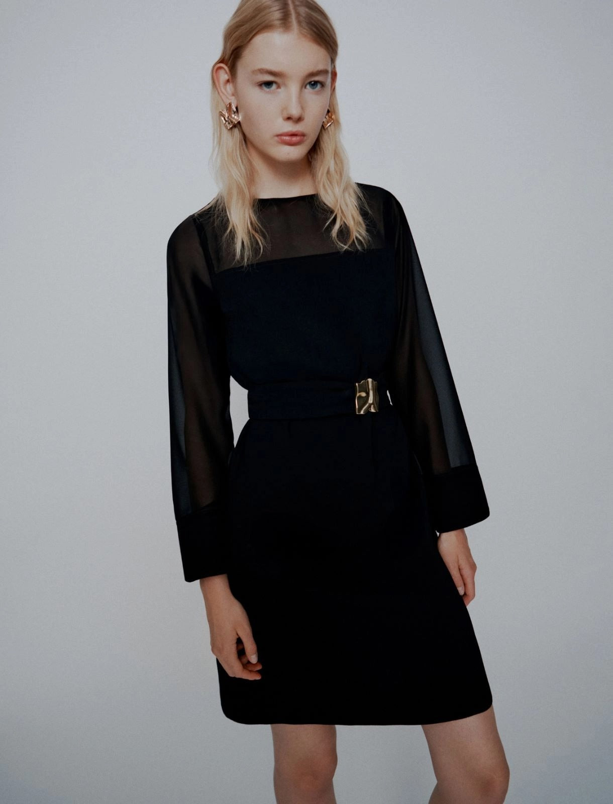 Abito con cintura in envers satin e georgette Mltlacuna