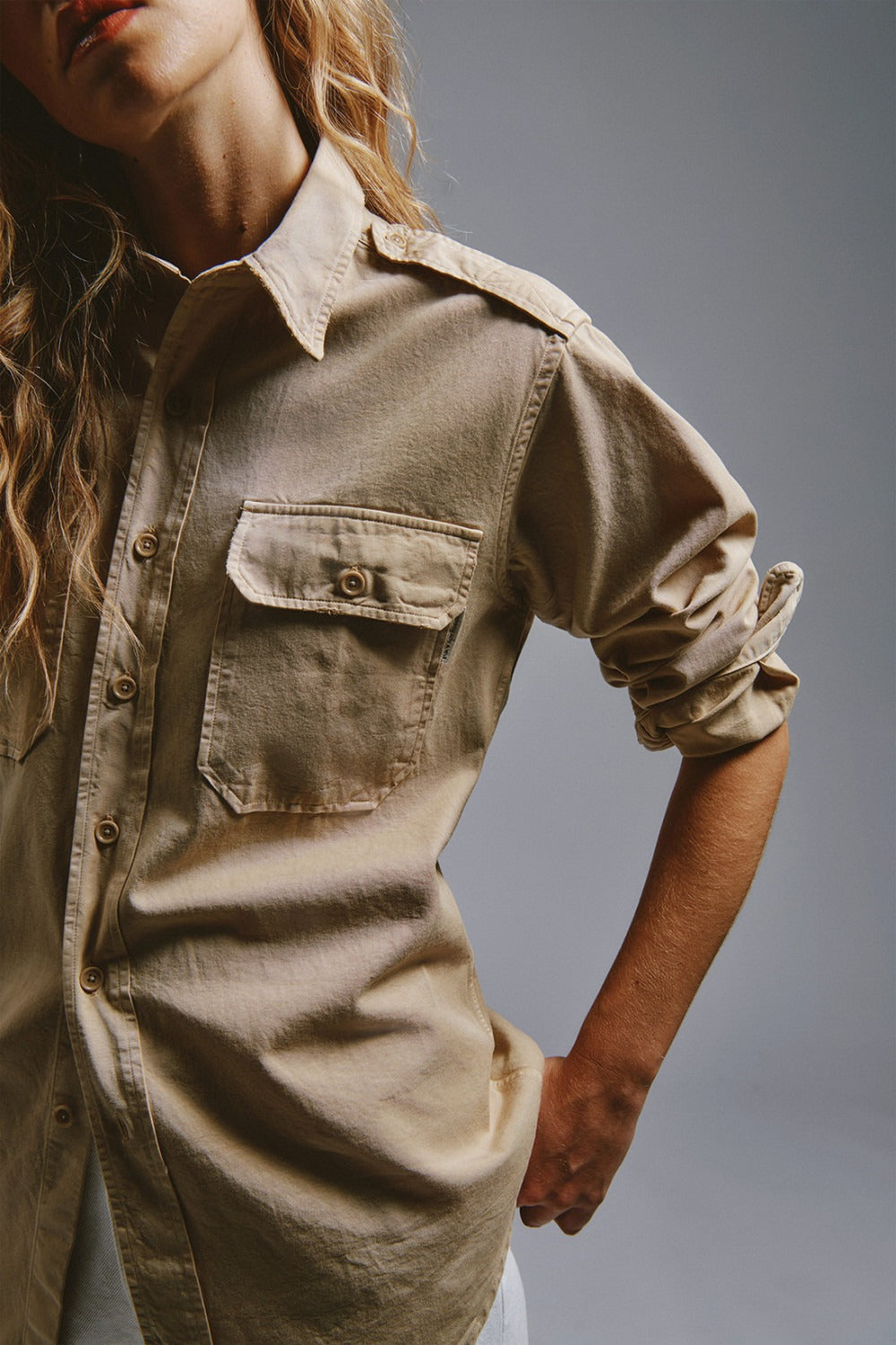 Camicia military in gabardina